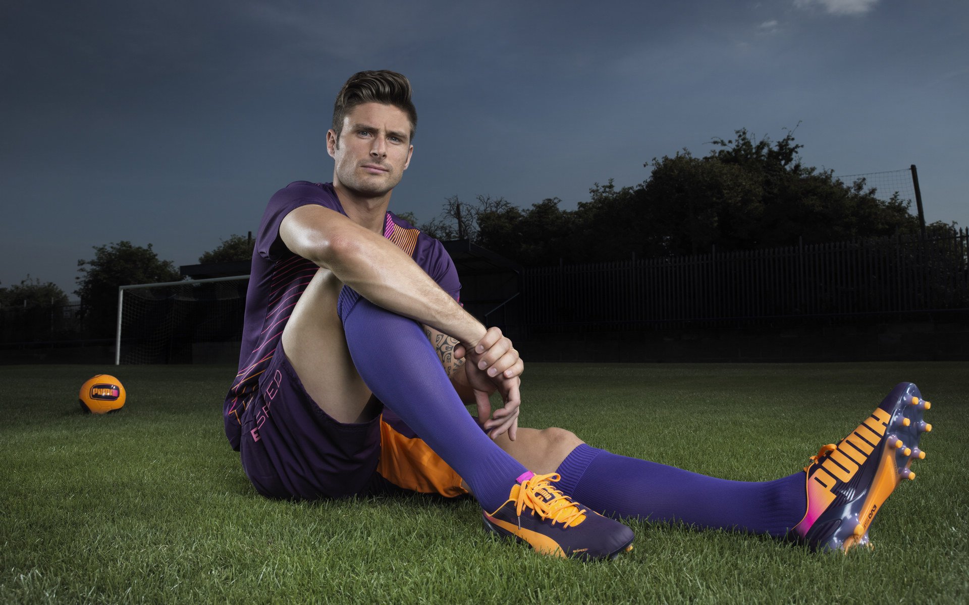 开云体育在线登入-五大联赛是否重视替补门将与主力节奏同步训练,五大联赛最佳门将